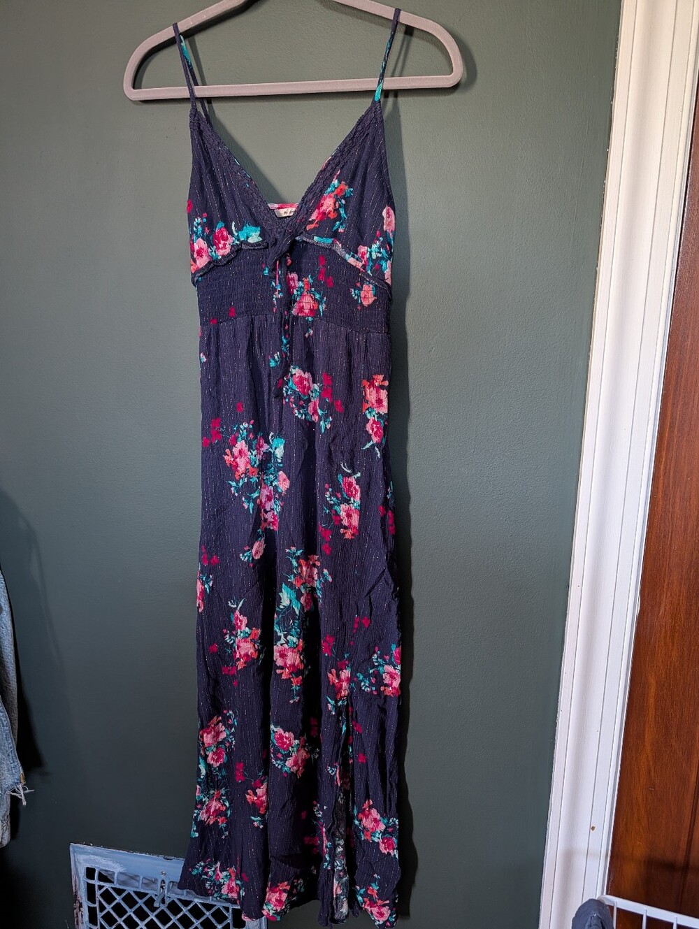 Francesca's Collections Mi Ami Navy Floral Dress With Gold Thread 0058